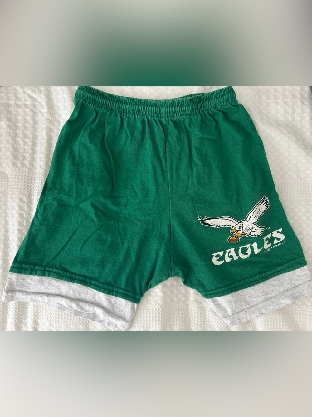 Vintage LOGO 7 Green Eagles Layered-Trim Shorts - kid’s large